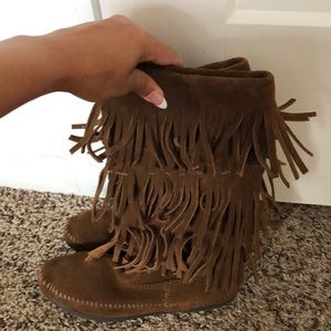 3-layer fringe boot
